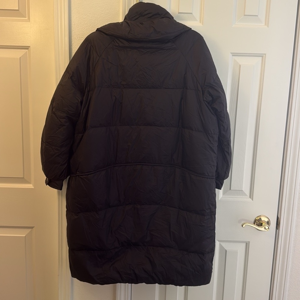 Modern Bubble Black Down Puffer Coat! In it’s signature orange bag! Size L - Picture 5 of 15